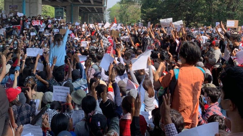 Protests in Myanmar Continue Despite Netblocks