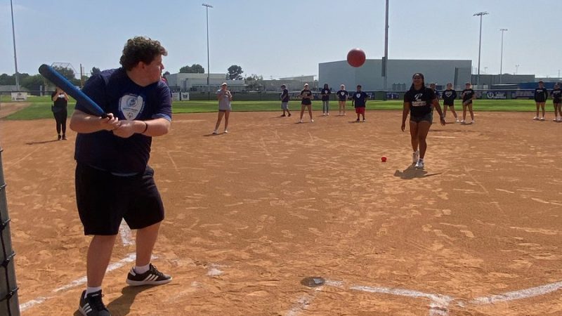 : Kaniya Bragg: A Rising Star in Softball’s Firmament