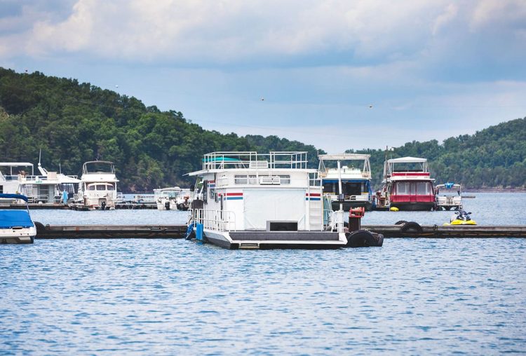 Exploring Tranquility: Lake Cumberland and the Serenity of Grider Hill Marina