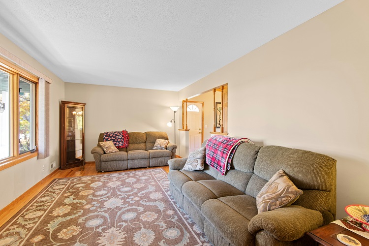 The Honey Pot Recliner Sofa: The Ultimate in Comfort and Style